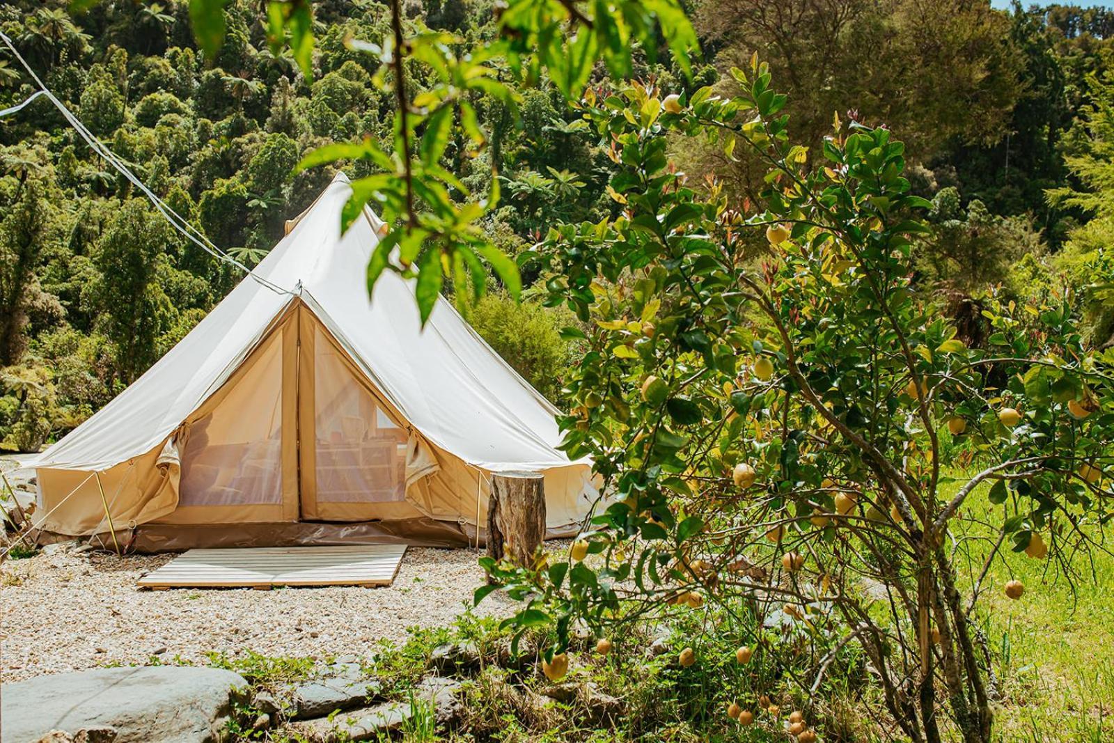 Golden Bay Glamping Otel Takaka Dış mekan fotoğraf